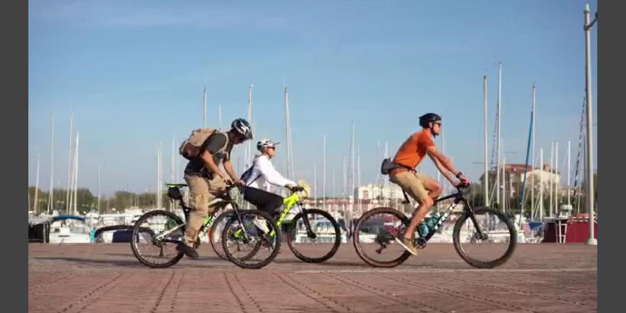 Marina Degli Estensi Floating Resort Llido Degli Estensi Exteriör bild