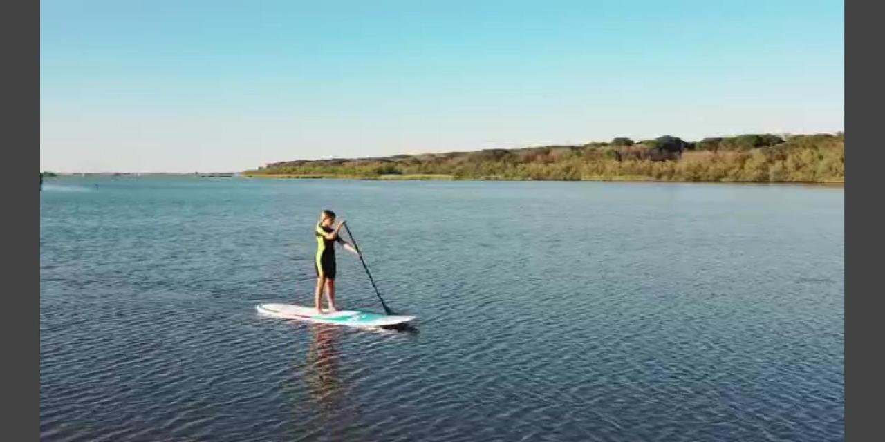 Marina Degli Estensi Floating Resort Llido Degli Estensi Exteriör bild